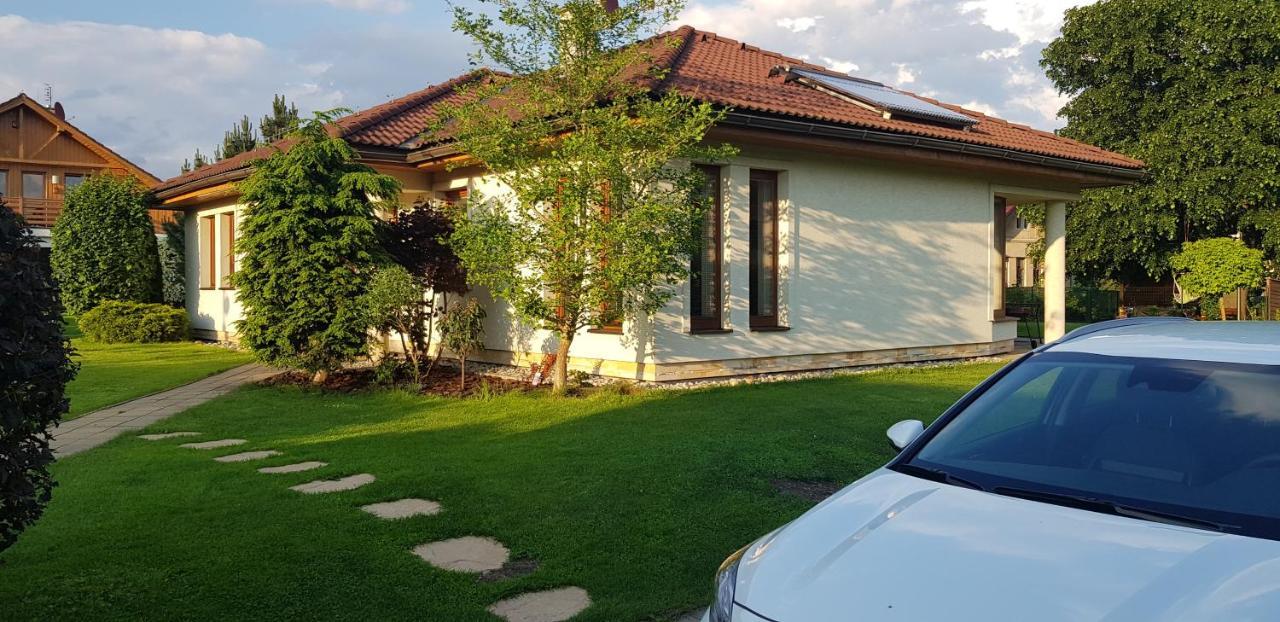 Bungalov Komfort ลิฟตอฟสกีมิคูลาช ภายนอก รูปภาพ